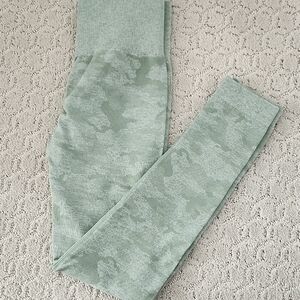 Gymshark Sage Camo Leggings